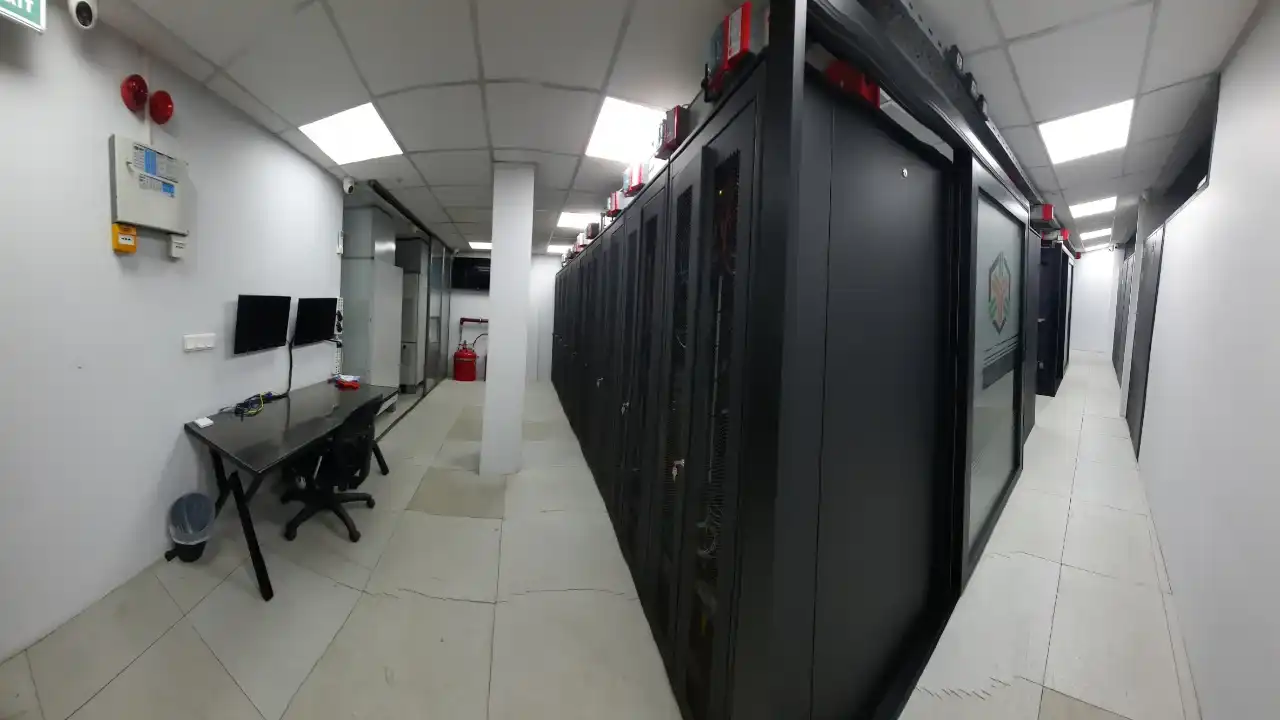 Qaybta Bixinta Korontada ee Kaabta ah (Redundant Power Supply)