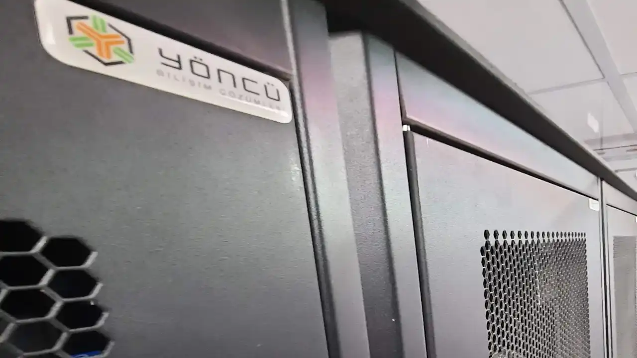 Ġestjoni Remota KVM Over IP